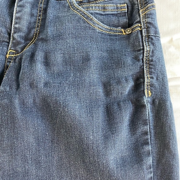 Democracy Ab Technology Skinny Jeans - Picture 5 of 8